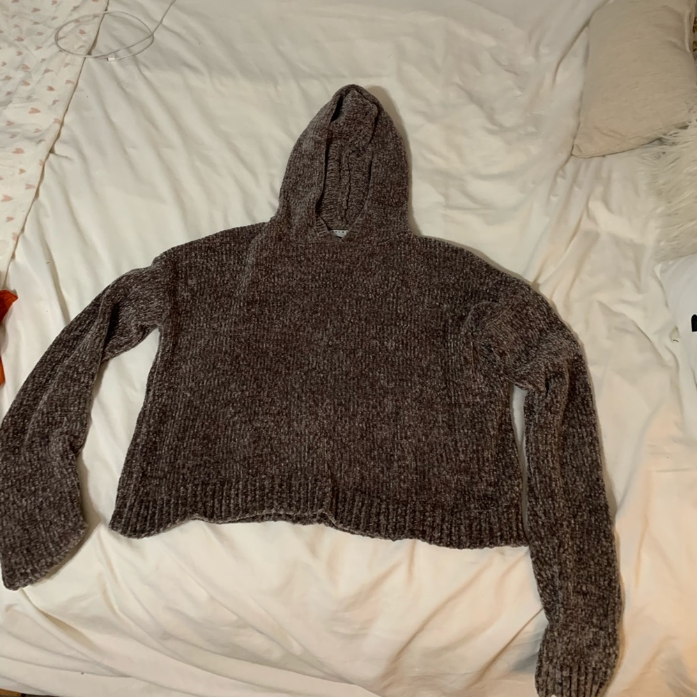 Cozy Long sleeve with Hood!